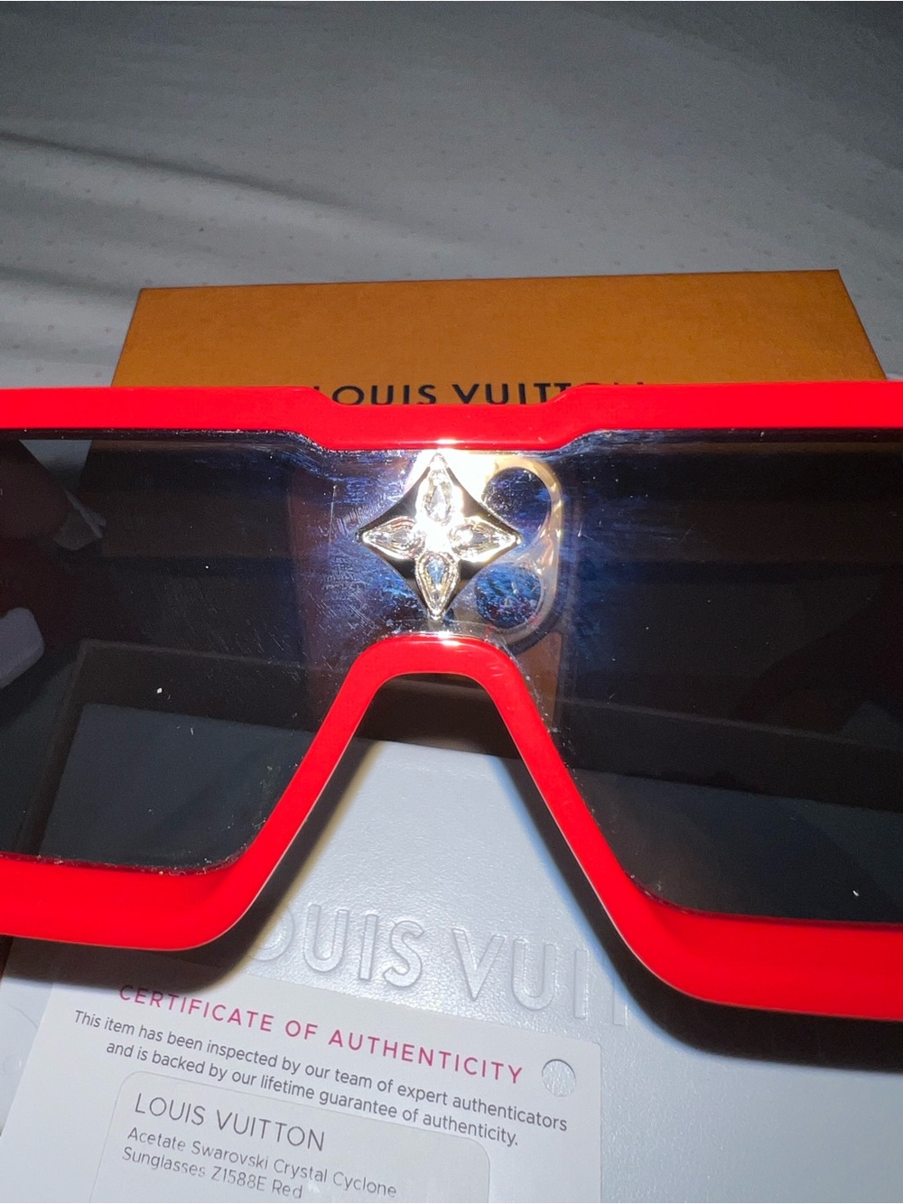 Louis Vuitton Acetate Swarovski Crystal Cyclone Sunglasses Z1578W Red - Picture 7 of 7